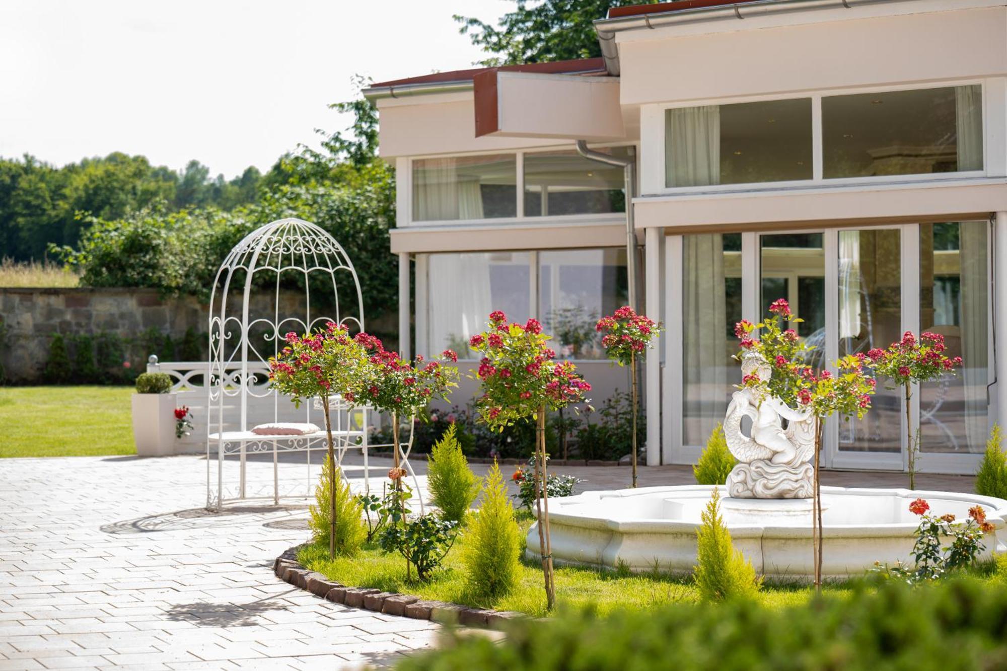 Schlosshotel Wilhelmsthal Calden Екстериор снимка